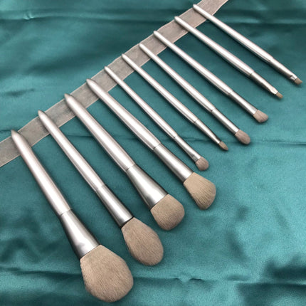 10-Piece Moonlight Silver Makeup Brush Set - Soft Bristle