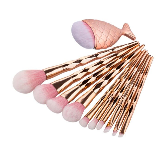 Diamond Fish Makeup Brush Set - Precision Blending & Cont