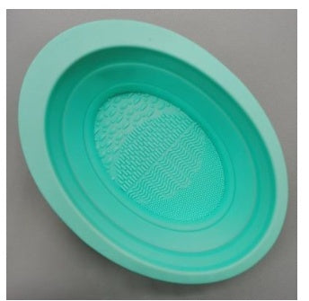 Silicone Makeup Brush Cleaning Pad with Textured Surface