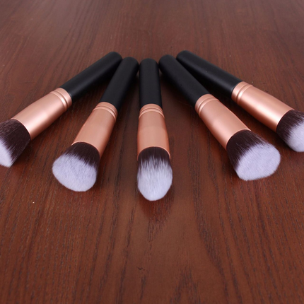 14PCS Wooden Handle Makeup Brush Set – Soft Cosmetic Brushes for Face & Eye Makeup